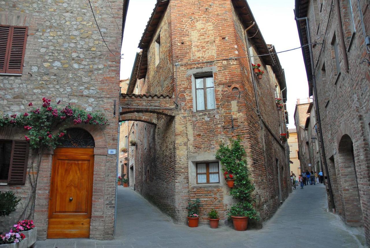 Logge Del Perugino; Sure Hotel Collection By Best Western Citta della Pieve Luaran gambar